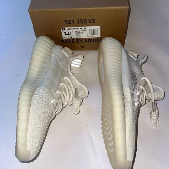 Adidas Yeezy Boost 350 V2 BONE / White BRAND NEW - Picture 3 of 6